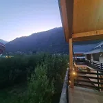 Skyview Cottages Manali